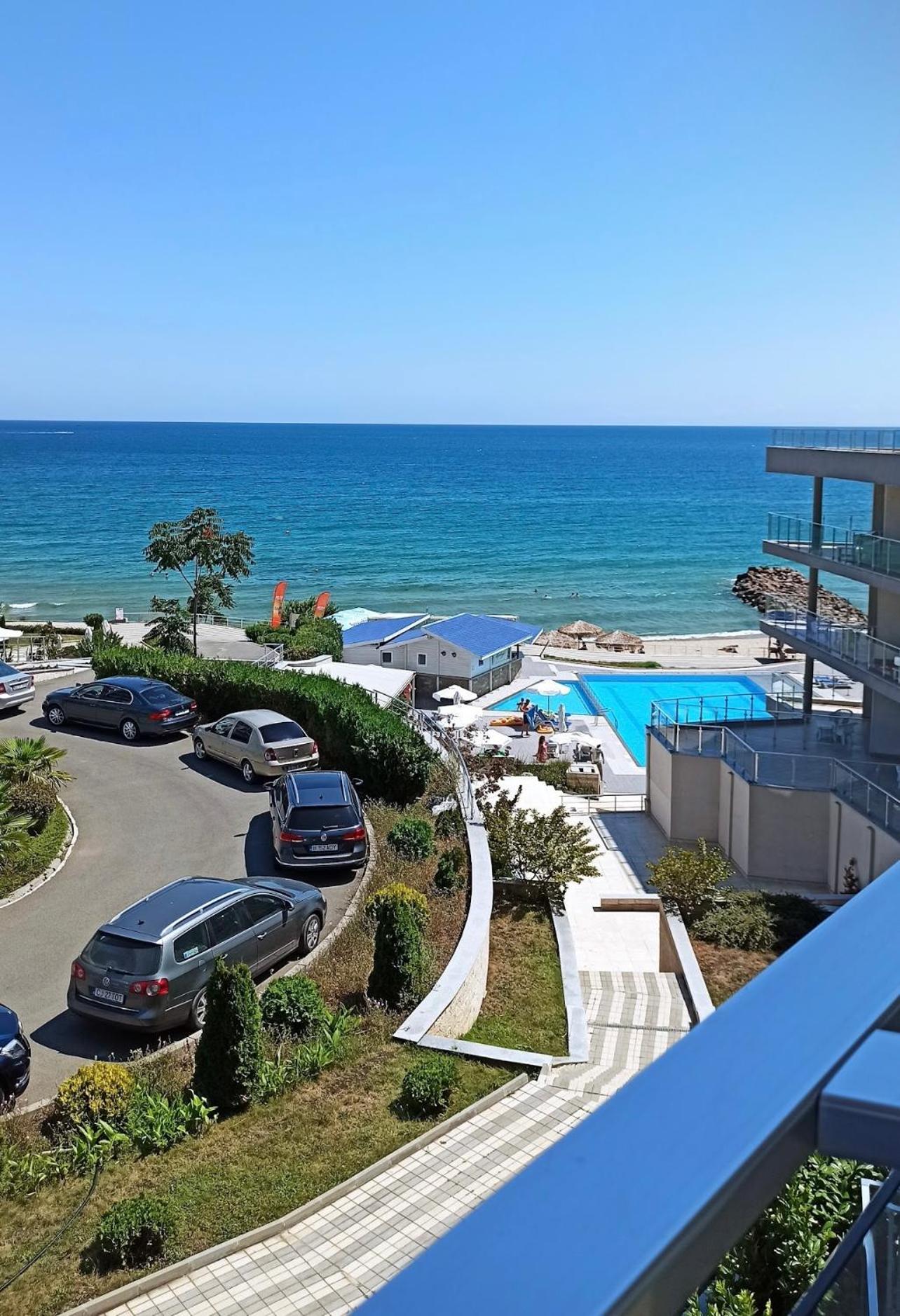 Le Premiere Randevu Apartment Sveti Vlas Luaran gambar